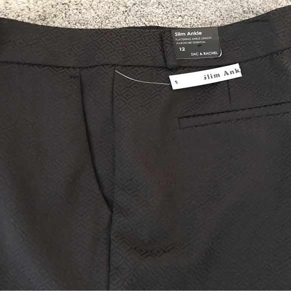NWT Zac & Rachel Textured, Slim Ankle Pants in black. Size 12 - Picture 3 of 10